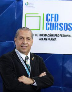 Lcdo. Dario D´Santiago